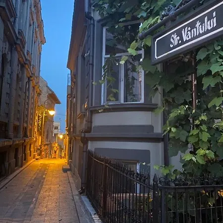 Luxe Andreea * 콘스탄차